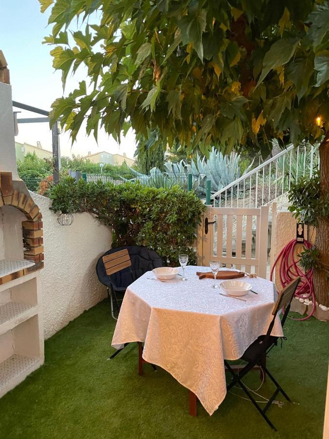 Pavillon Confort Pour 2 Personnes Gruissan Exterior foto