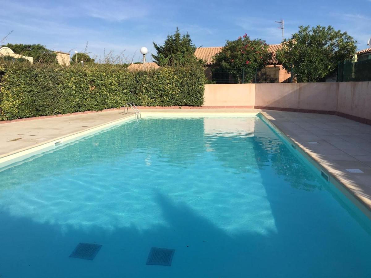 Pavillon Confort Pour 2 Personnes Gruissan Exterior foto