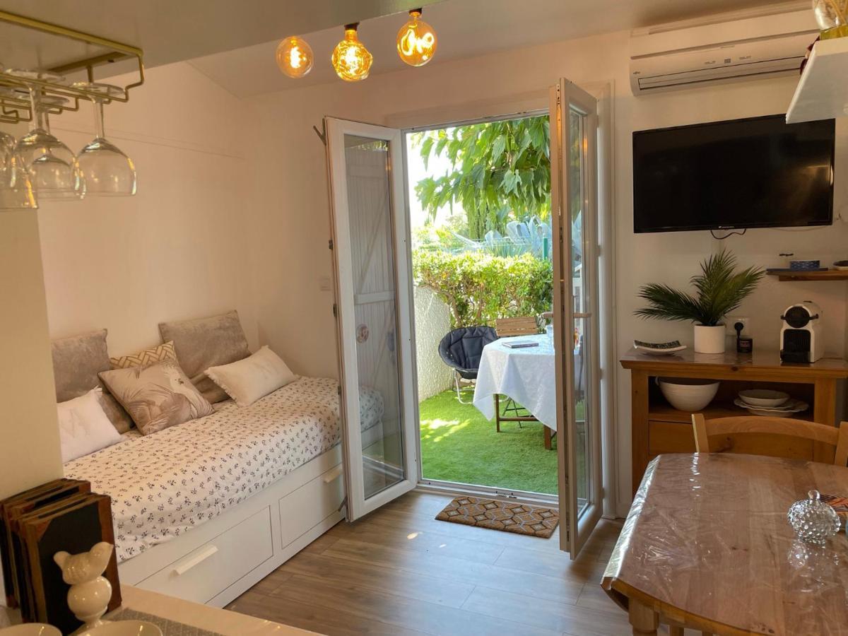 Pavillon Confort Pour 2 Personnes Gruissan Exterior foto